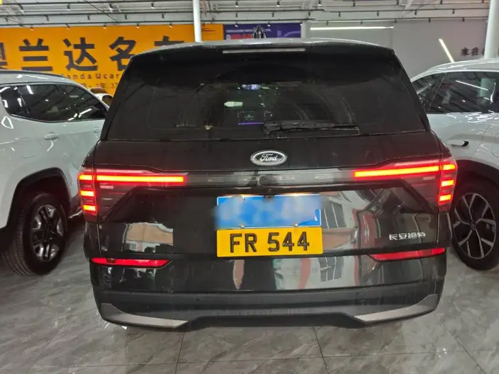 Ford Edge 2025 Model Ford Edge L 2.0T EcoBoost 2WD VII seat Luxury Model – фото 5