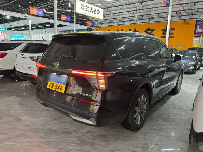 Ford Edge 2025 Model Ford Edge L 2.0T EcoBoost 2WD VII seat Luxury Model – фото 6