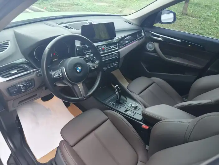 BMW X1 2022 Model sDrive25Li Leading Model – фото 8