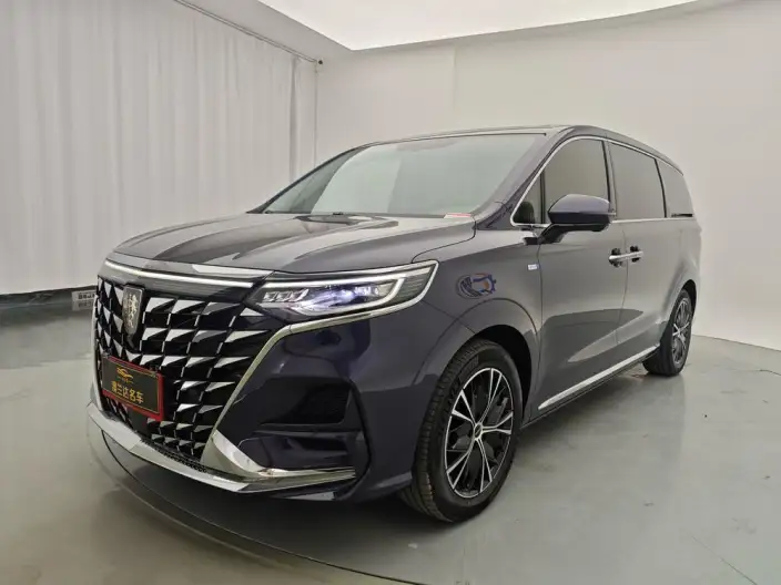 Roewe iMAX8 2023 Model 400TGI Enjoy the version more