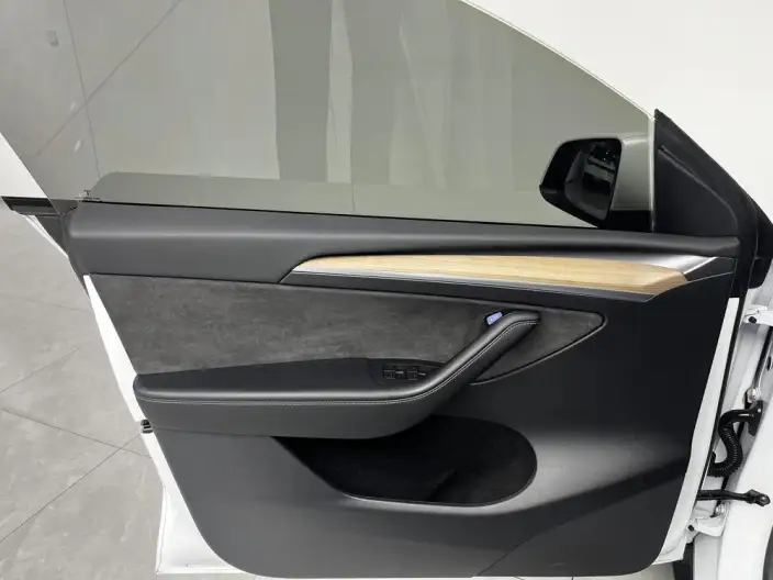 Model Y 2022 Model Long Battery Life Pro All-wheel drive version – фото 9