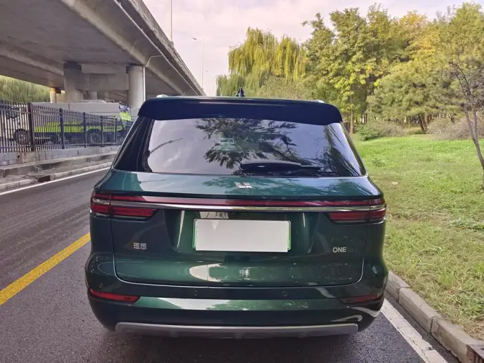 Li Auto ONE 2021 Model Extended Range 6 seat Edition – фото 6