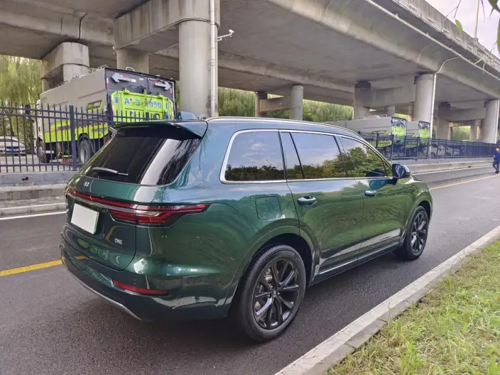 Li Auto ONE 2021 Model Extended Range 6 seat Edition – фото 7