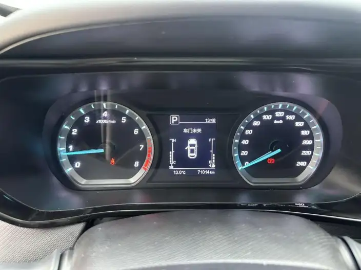 Changan Oshan X5 2022 Model Sports Edition 1.5T DCT Whirlwind Charge – фото 9
