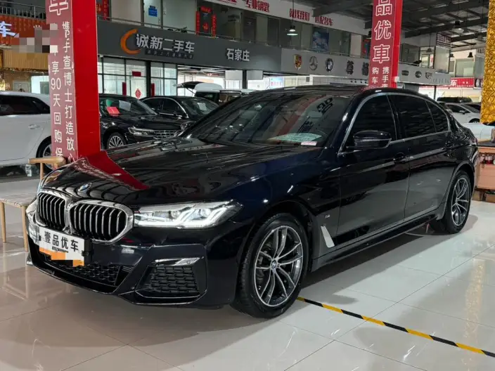 BMW 5 Series 2022 Model Facelift II 525Li M Sports Set – фото 1