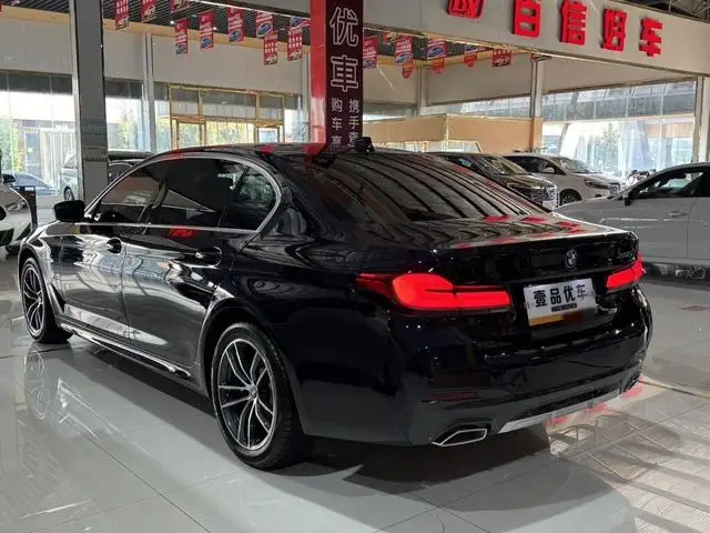BMW 5 Series 2022 Model Facelift II 525Li M Sports Set – фото 4