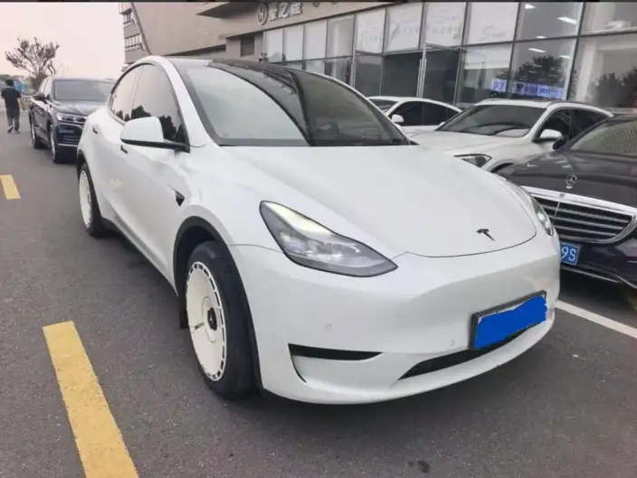 Model Y 2022 Model Facelift Rear-wheel drive version – фото 3