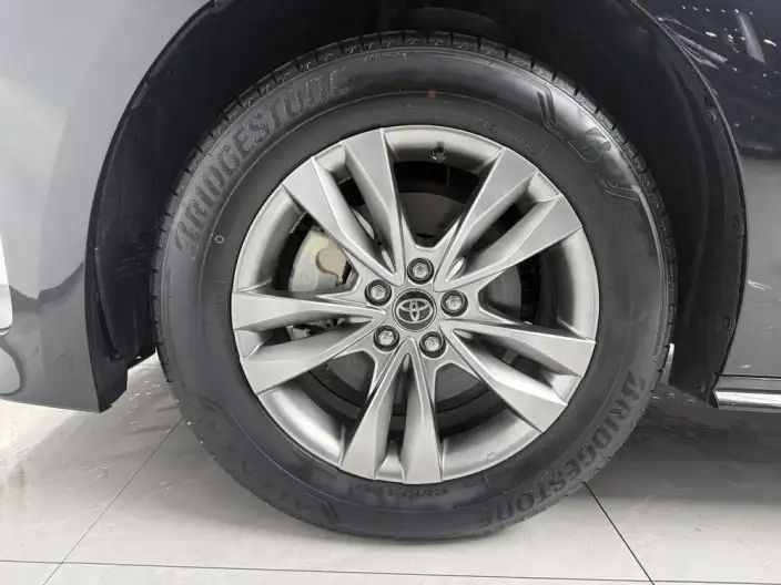 Toyota Sienna 2024 Model Hybrid 2.5L Comfort Edition – фото 5