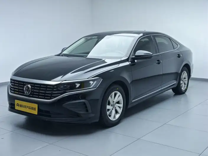 Volkswagen Passat 2022 Model 280TSI Business Edition – фото 1