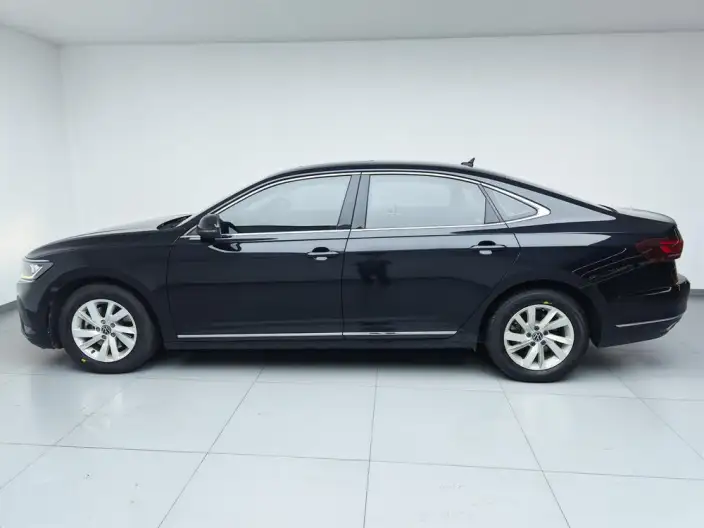Volkswagen Passat 2022 Model 280TSI Business Edition – фото 4