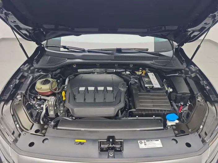 Volkswagen Passat 2022 Model 330TSI Deluxe Edition – фото 10