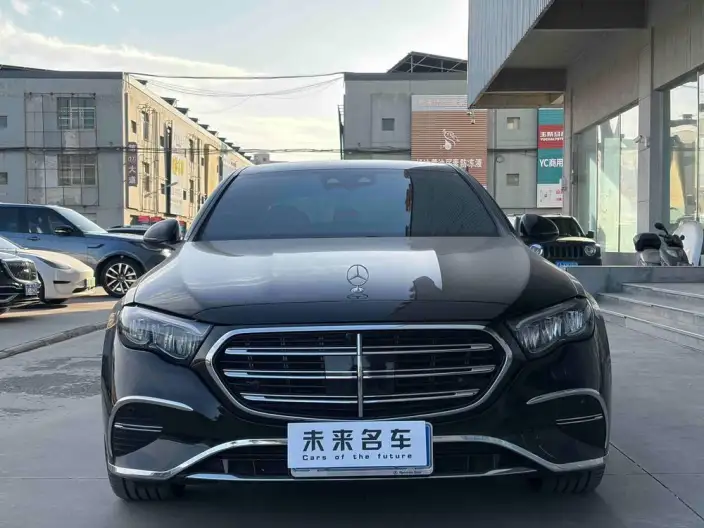 Mercedes-Benz E-Class 2024 Model E 300 L Luxury Model sedan – фото 2