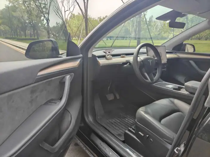 Model Y 2022 Model Facelift Long Battery Life Pro All-wheel drive version – фото 9