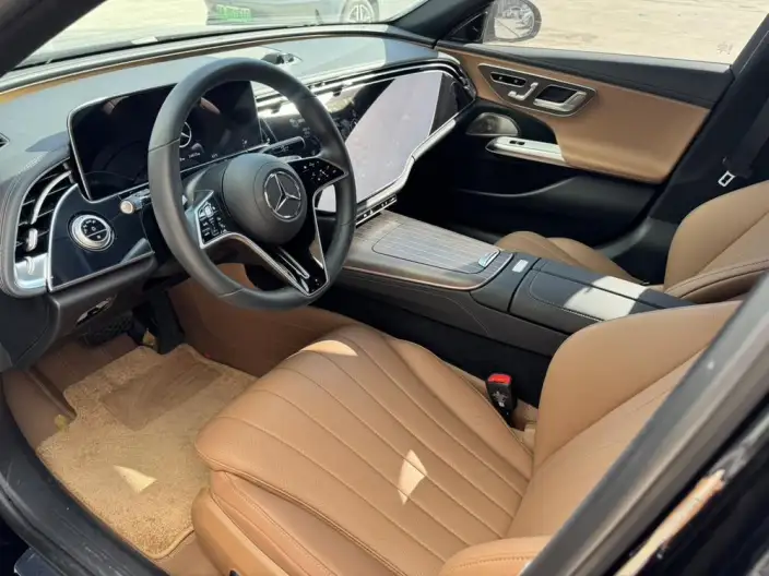Mercedes-Benz E-Class 2025 Model E 300 L Luxury Model sedan – фото 9