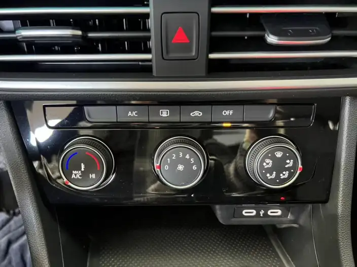 Volkswagen Sagitar 2023 Model 300TSI DSG Beyond Edition – фото 10