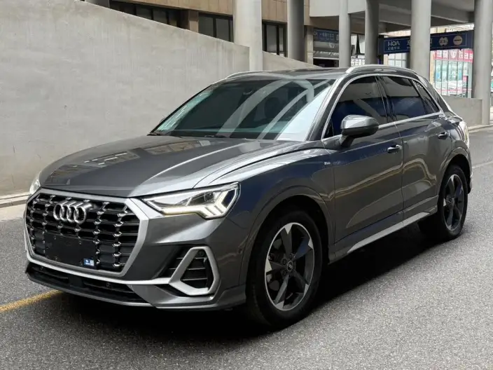 AUDI Q3 2022 Model 35 TFSI Fashion Dynamic Model – фото 1