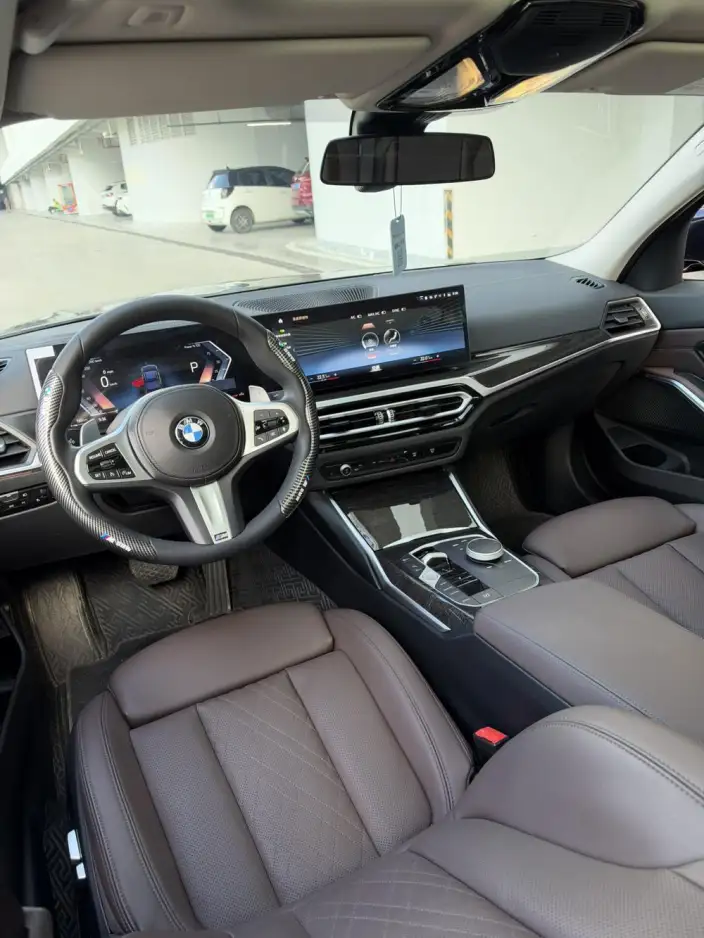 BMW 3 Series 2023 Model 325Li M Sports Set – фото 10