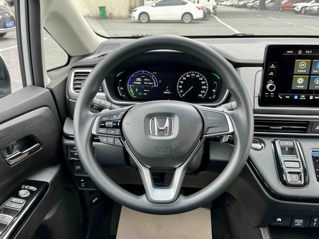 Honda Elysion 2026 модификация 2.0L e:HEV Classic Edition – фото 16