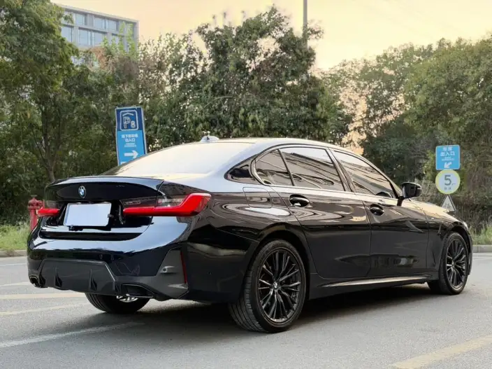 BMW 3 Series 2023 Model 325Li M Sports Night Set – фото 5