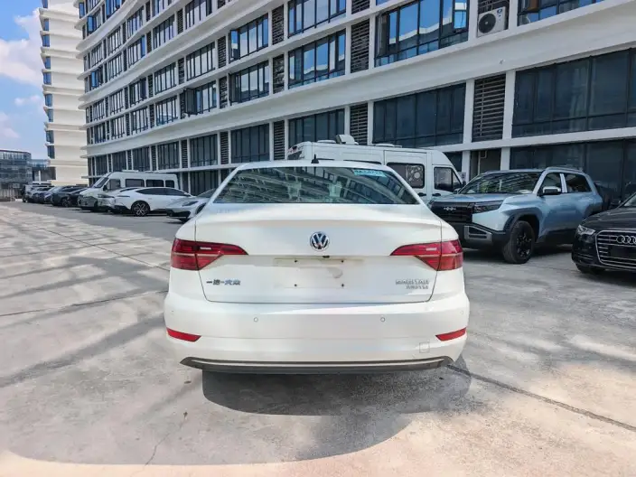Volkswagen Sagitar 2022 Model 280TSI DSG Beyond Edition – фото 4
