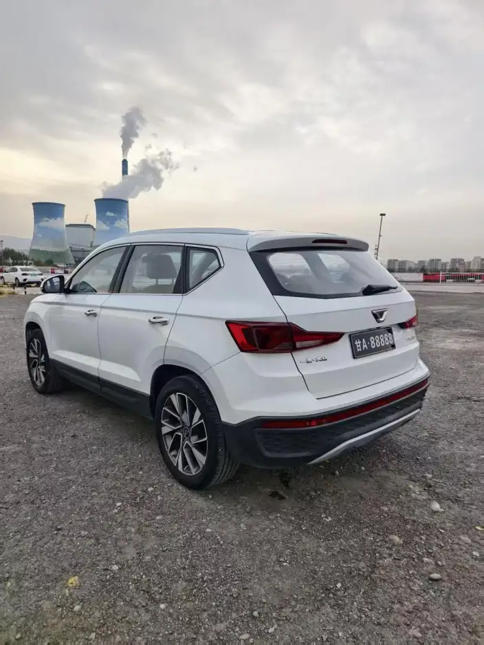 Jeta VS5 2023 Model 280TSI Automatic Honor Edition