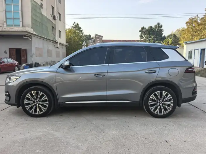 BYD Song Pro DM 2022 Model DM-i 110km Flagship Model – фото 4