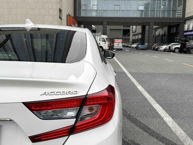 Honda Accord 2018 e:HEV 2.0L Sharp Leader China VI – фото 8