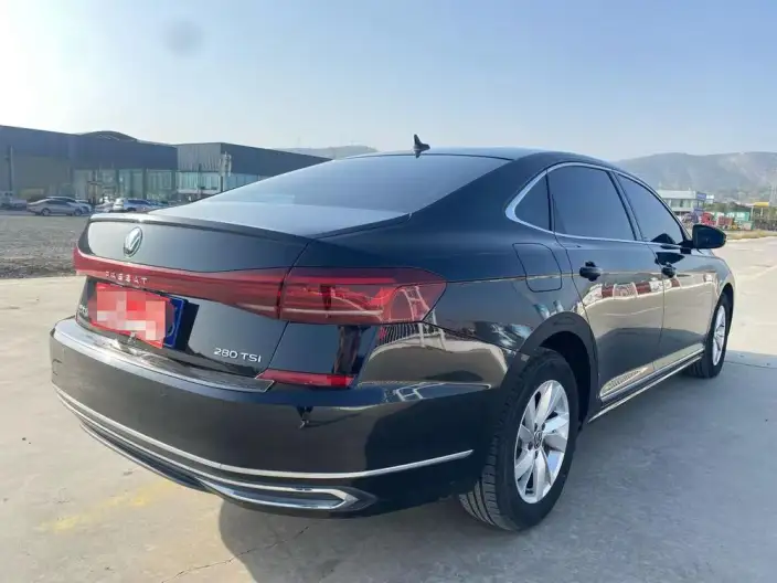 Volkswagen Passat 2023 Model Facelift 280TSI Business Edition – фото 6
