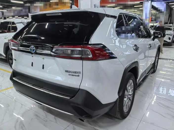 Toyota Wildlander 2022 Model Hybrid 2.5L 2WD Luxury PLUS Edition – фото 6
