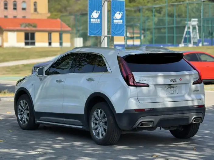 Cadillac XT4 2022 Model 28T 2WD Noble Model – фото 5