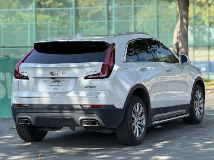 Cadillac XT4 2022 Model 28T 2WD Noble Model – фото 6