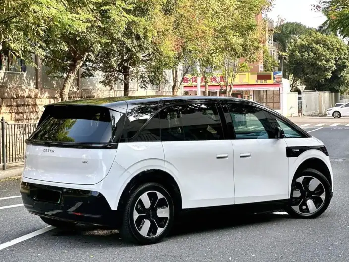 ZEEKR MIX 2025 Model 102kWh Long Battery Life Pro Smart Driving Edition – фото 6