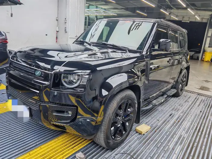 Land Rover Defender 2023 Model Facelift 110 P400 X-Dynamic HSE – фото 1