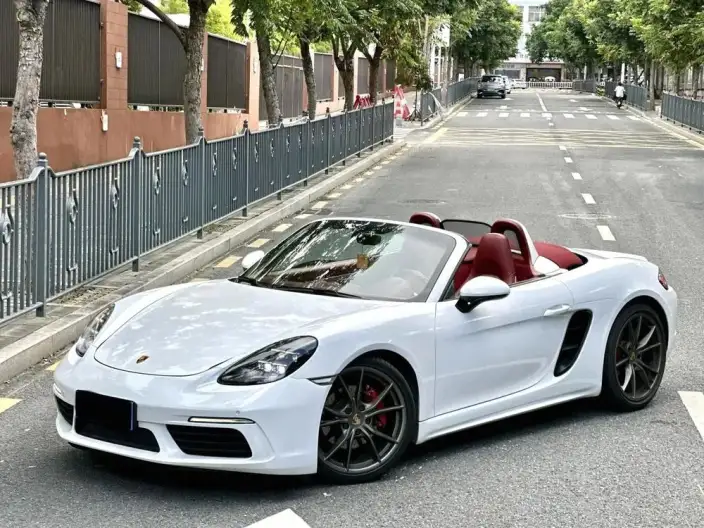 Porsche 718 2023 Model Cayman 2.0T – фото 1