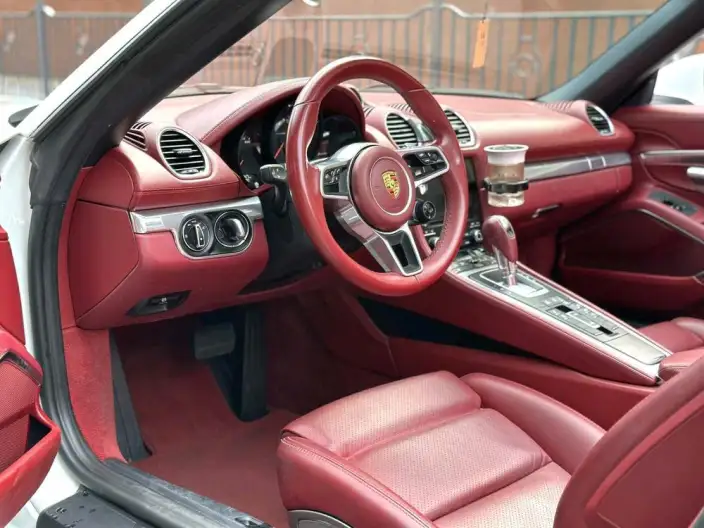 Porsche 718 2023 Model Cayman 2.0T – фото 8