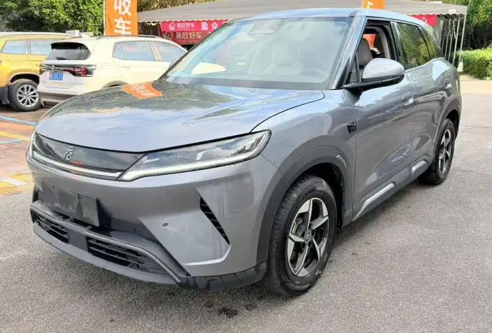 Yuan UP 2025 Model Smart Driving Edition 401KM Leading Model – фото 1