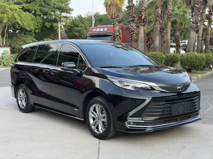 Toyota Sienna 2024 Model Hybrid 2.5L Comfort Edition – фото 3