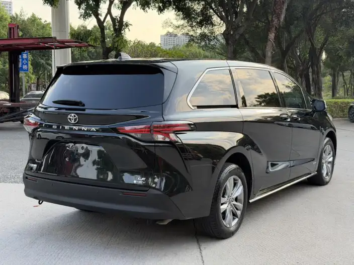 Toyota Sienna 2024 Model Hybrid 2.5L Comfort Edition – фото 6