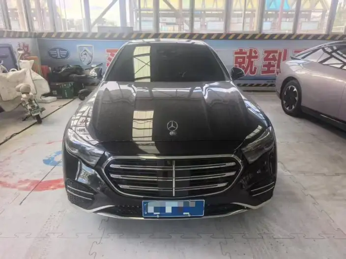 Mercedes-Benz E-Class 2024 Model E 300 L Noble Model sedan – фото 2