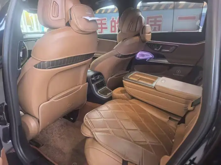 Mercedes-Benz E-Class 2024 Model E 300 L Noble Model sedan – фото 9