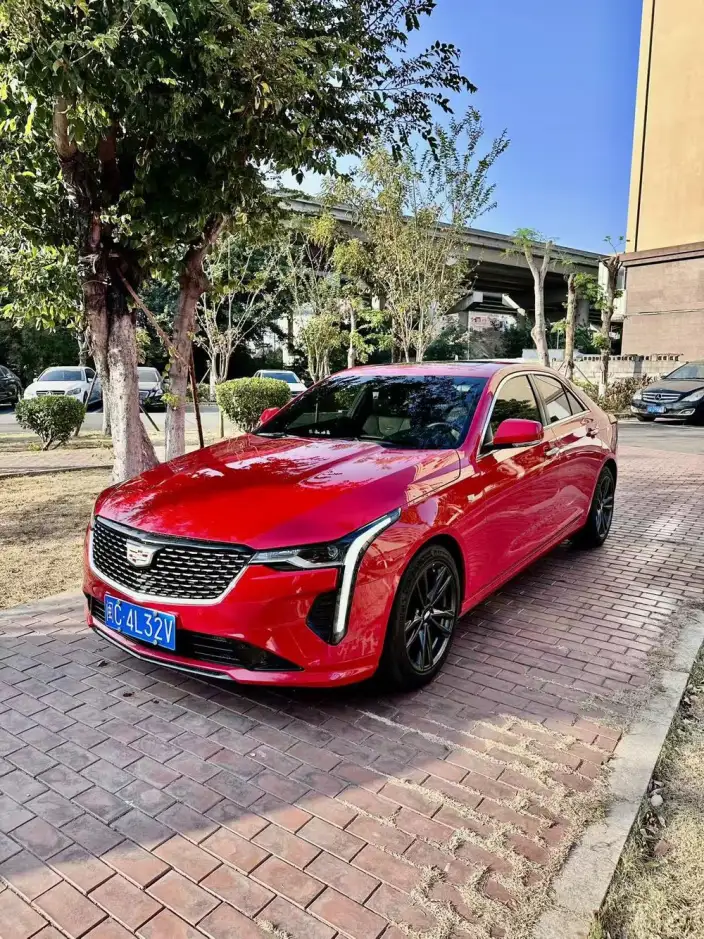 Cadillac CT4 2022 Model 28T Luxury Model
