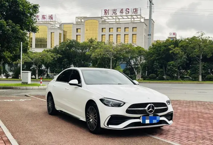 Mercedes-Benz C-Class 2025 Model C 260 L Sports Edition – фото 3