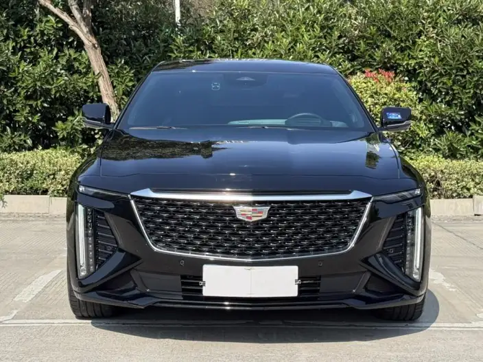 Cadillac CT6 2023 Model 28T Platinum edition