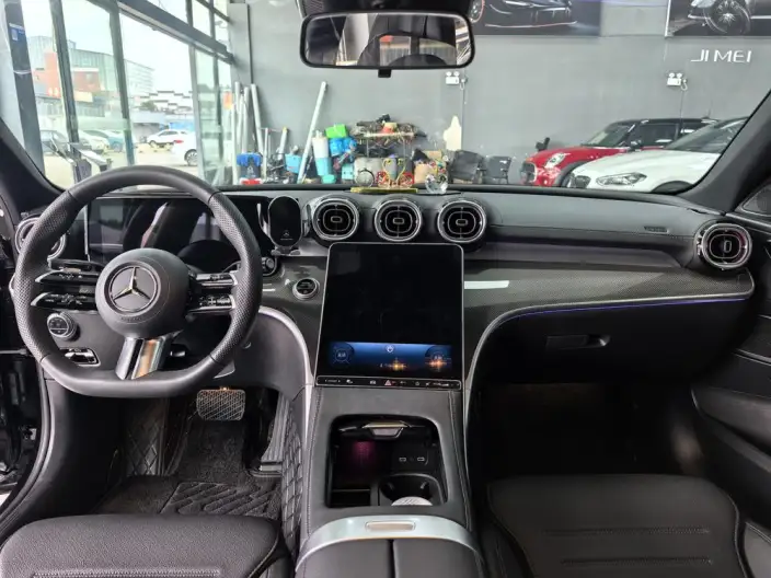 Mercedes-Benz C-Class 2025 Model C 260 L Sports Edition – фото 9