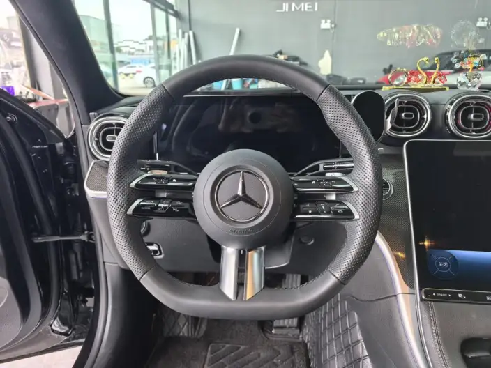Mercedes-Benz C-Class 2025 Model C 260 L Sports Edition – фото 10