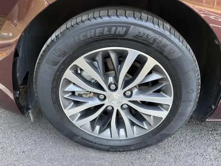 Buick GL8 2022 Model ES Luzun 653T Exclusive Model – фото 10