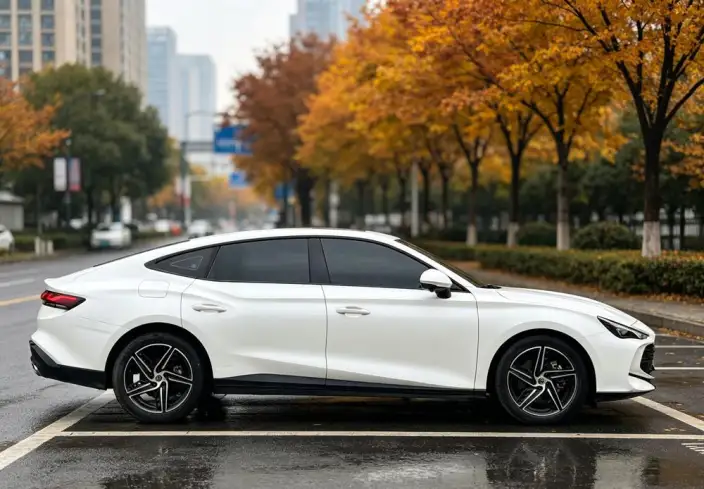 MG7 2025 Model 1.5T DCT Youya Edition – фото 6
