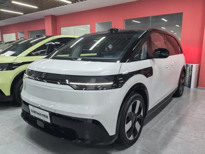 ZEEKR MIX 2025 Model 76kWh Smart Driving Edition – фото 1