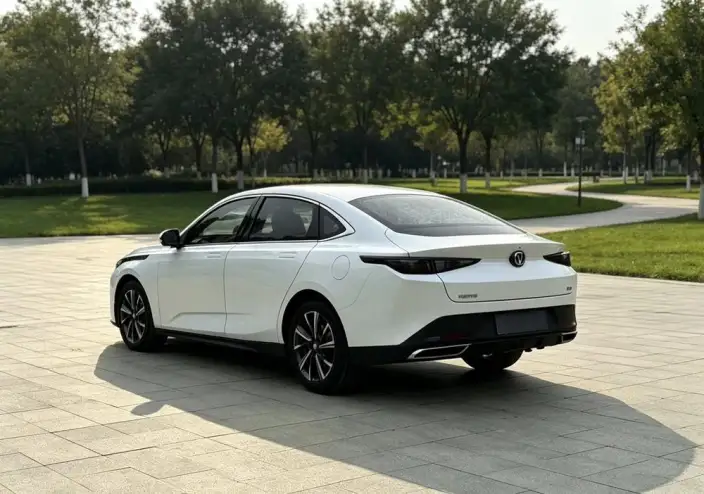 Changan Eado 2024 Model 1.5T DCT Changxiang Edition – фото 4