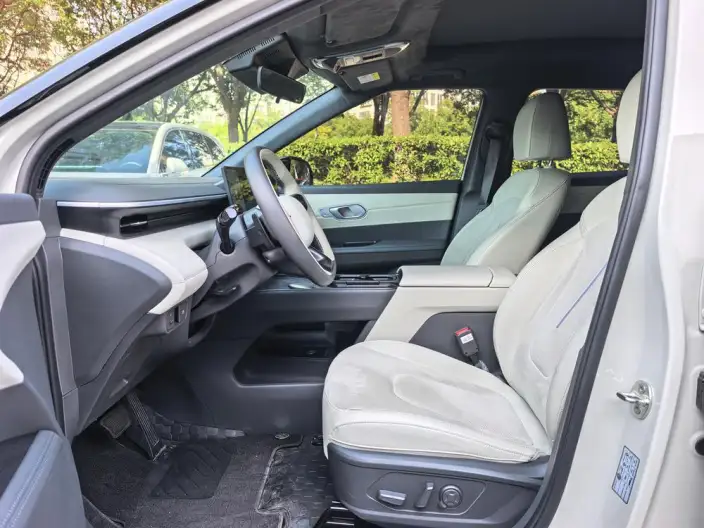 EO 2025 Model 2WD TECH 64.2kWh – фото 8